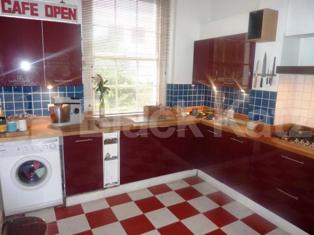 			MUST SEE AMAZING PERIOD PROPERTY!, 2 Bedroom, 1 bath, 1 reception Flat			 Crowndale Road, CAMDEN